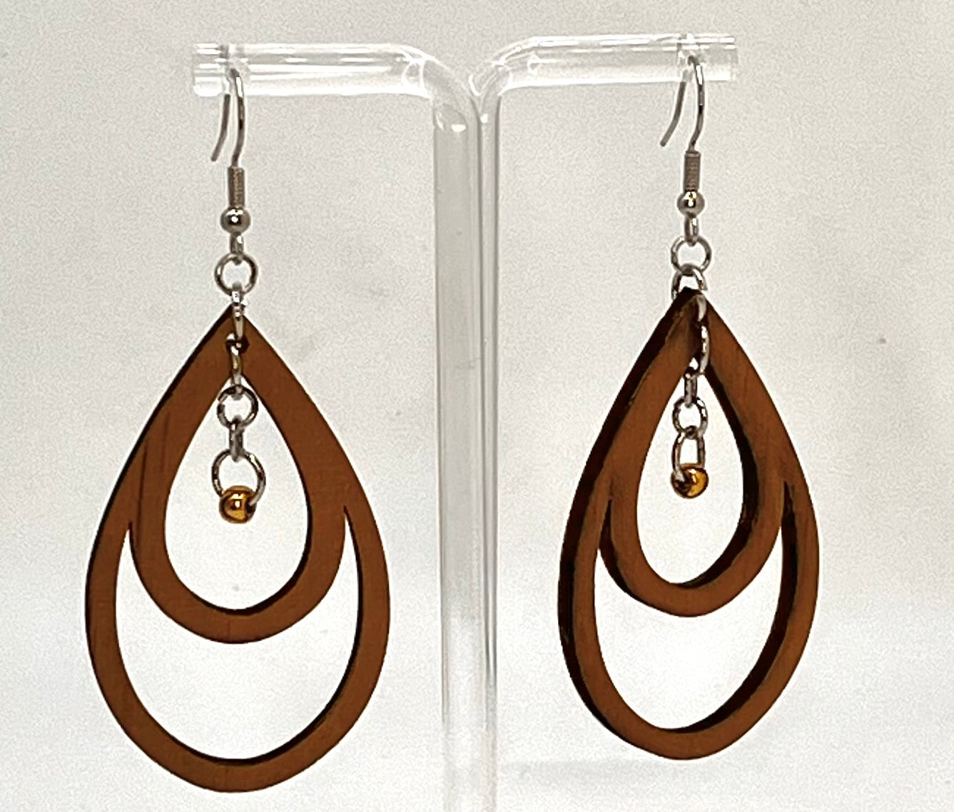 Golden Grace Teardrop earrings